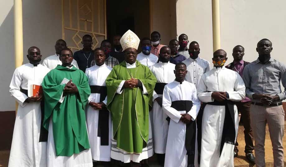 Sambia: Ausbildungsf&ouml;rderung f&uuml;r 39 Priesteramtskandidaten