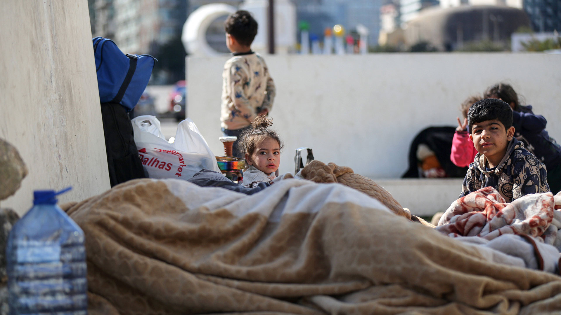 Eine Familie auf der Flucht