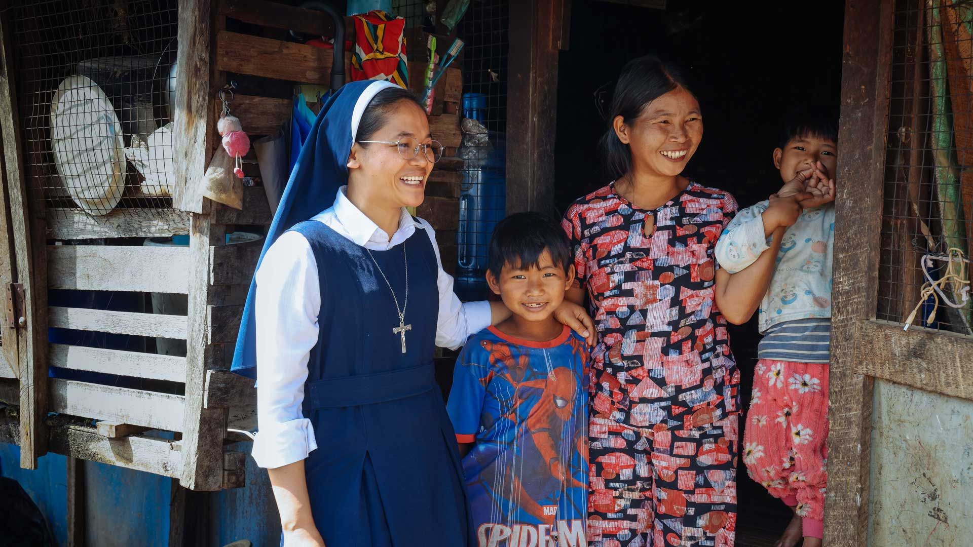 Friedensgebet 2025: Frauen aus Myanmar. Foto: Hartmut Schwarzbach